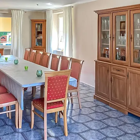 Ferienhaus Wunderschönes Haus In Mit Sauna